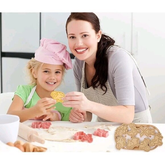 Farm Cookie Cutters Set, 8 Pcs Cookie Cutter with Plunger Stamps, Cute Cookies - Picture 5 of 6